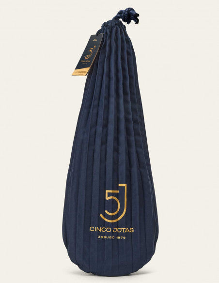 Acorn-fed 100% Ibérico Shoulder bone-in from Jabugo by Cinco Jotas