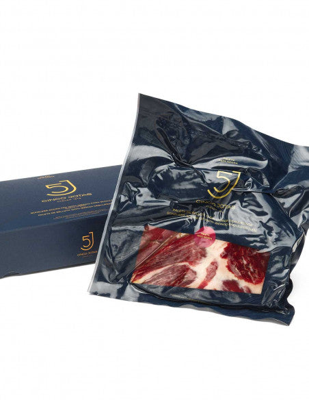 Acorn-fed 100% Iberico Shoulder boneless from Jabugo by Cinco Jotas
